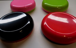 Magnet Round 11 cm, duo-colour Pink/Green